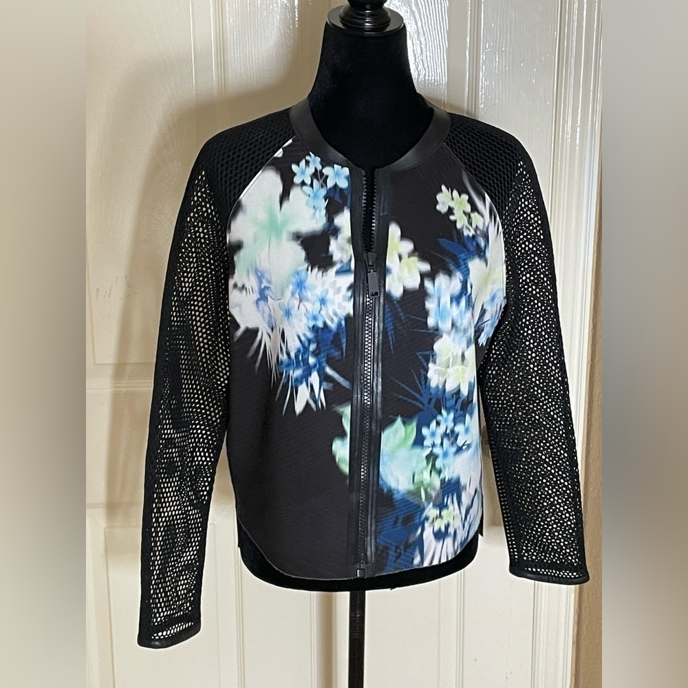 Elie Tahari Sandi Floral Print Black and Blue Mesh Jacket Size 12​​​​​​​​​​​​​